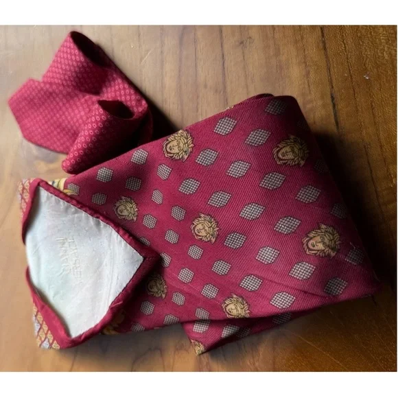 Versace Handmade Elegant Red & Gold Men's Tie